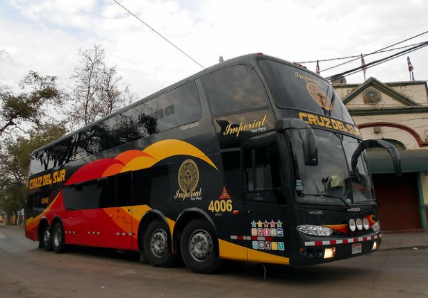 cruz-del-sur-bus